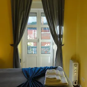 https://santa-barbara-apartment.hotels-lisbon-portugal.com