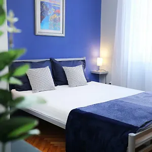 https://sleep-split-chic-studio.splithotels.org